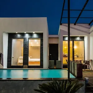 Aqua Beautique Poolvilla 제주